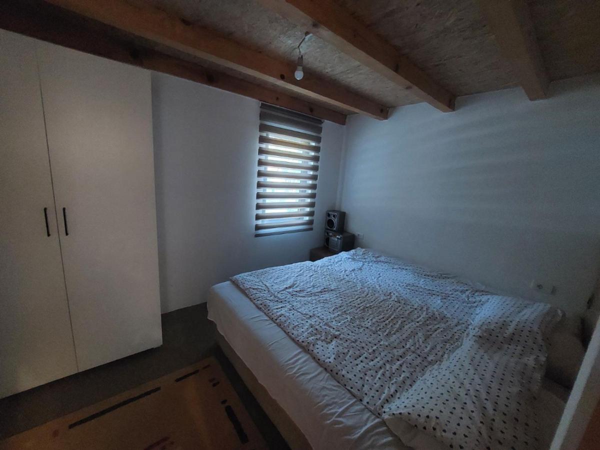 Village House Gradac Savnik Esterno foto